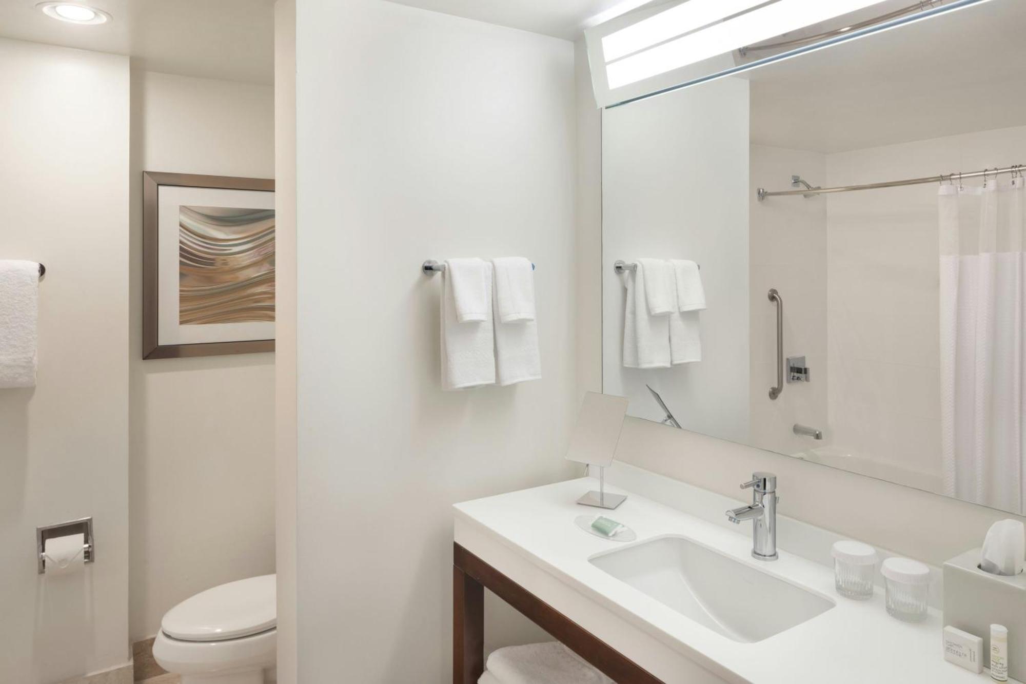 Courtyard Miami Dadeland Hotel Glenvar Heights Exterior photo